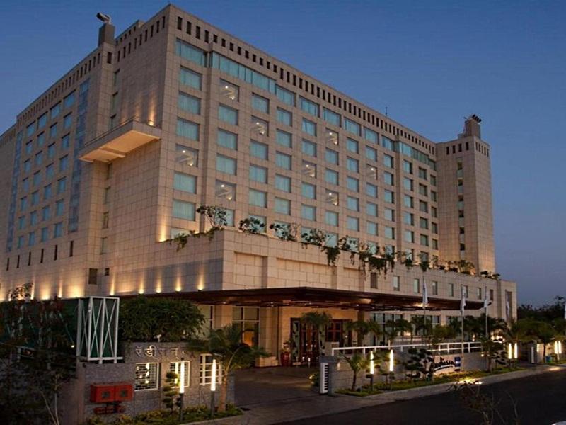 Radisson Blu Hotel, Нагпур Экстерьер фото